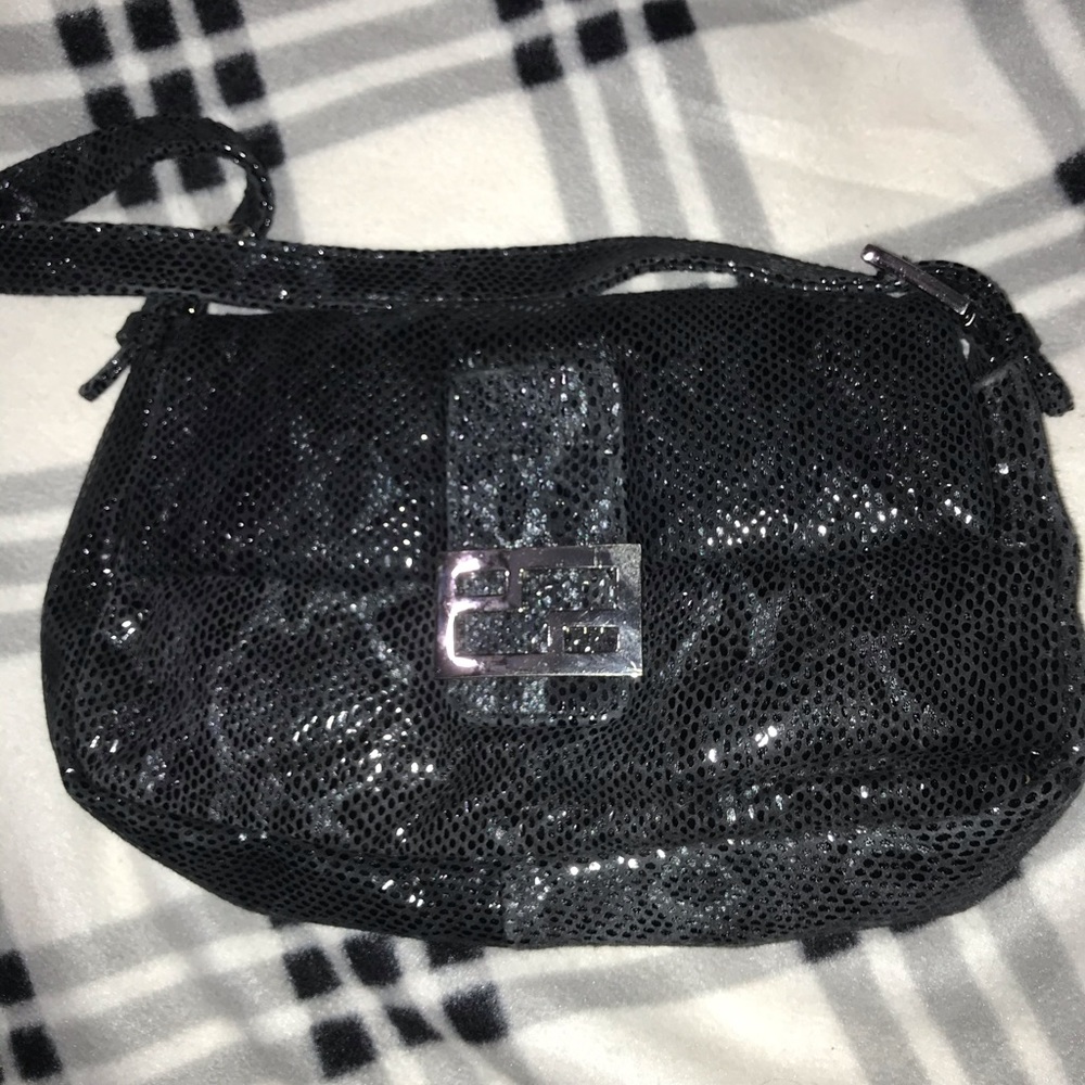 Black Park Ave Hand bag